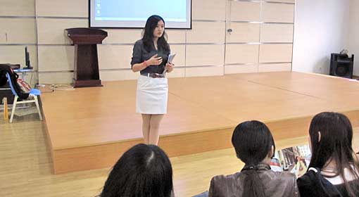  霍特國際商學院訪問我校國際項目部 