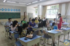  迎接新學(xué)期，MYP教師集體充電 