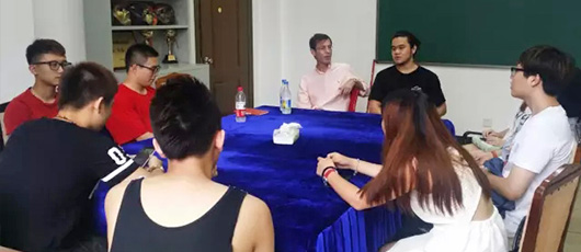  【中美英才班動態(tài)】畢業(yè)生們，歡迎?；丶铱纯?！ 