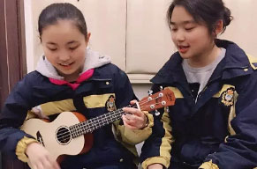  【中學(xué)部】《荏苒三年》--歌青春，詩(shī)年華 