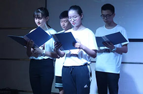  畢業(yè)季：你的青春，我來珍藏——中國部初2018屆畢業(yè)典禮 