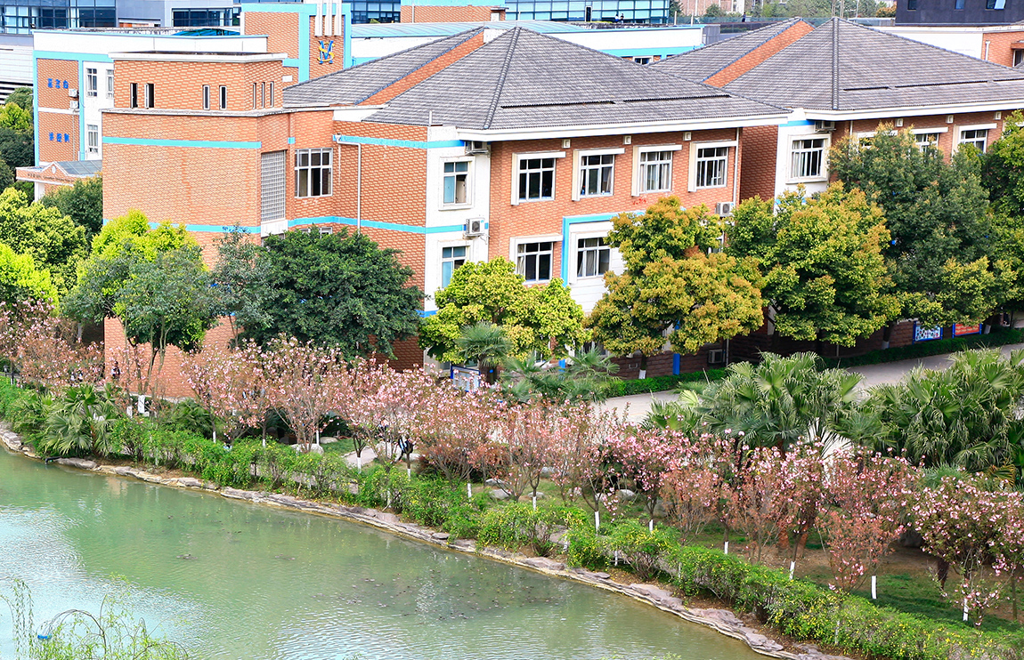 行政樓 中學(xué)部教學(xué)樓