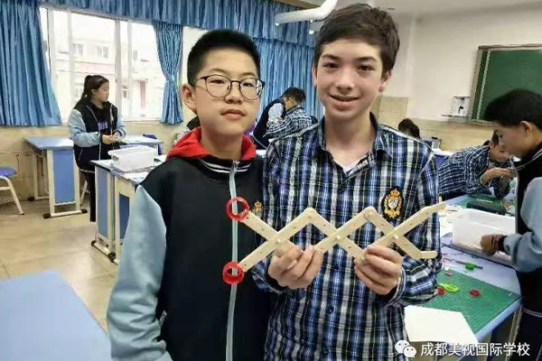 創(chuàng)新丨多元課程構(gòu)建學(xué)生成長(zhǎng)中心，讓教育發(fā)生在最佳環(huán)節(jié)！