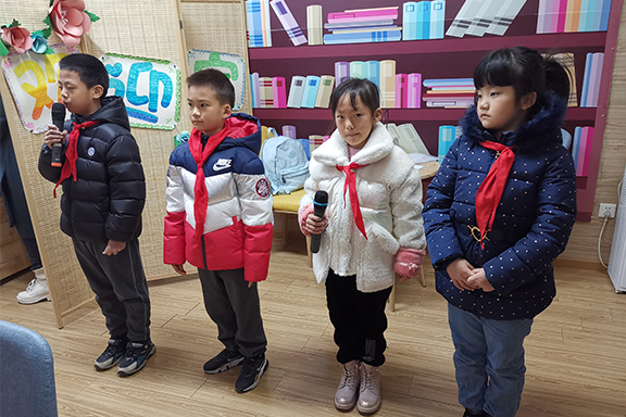 《守時(shí)是一種美德》--3.1班國旗下的演講