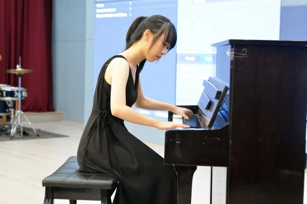 音樂才女攬獲港大、港中大、港科大等多封世界名校offer！